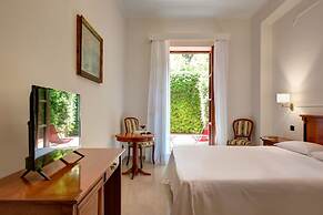 Majestic Palace Hotel