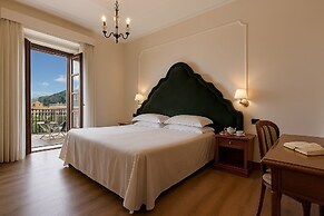 Majestic Palace Hotel