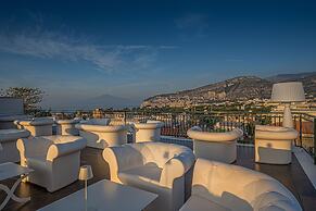 Majestic Palace Hotel