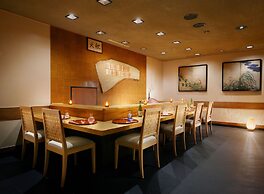 Nagoya Kanko Hotel