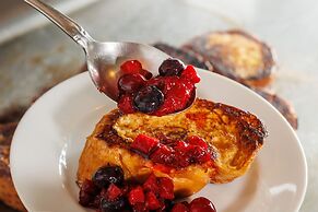 Shin-Osaka Esaka Tokyu REI HOTEL