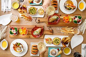 Shin-Osaka Esaka Tokyu REI HOTEL