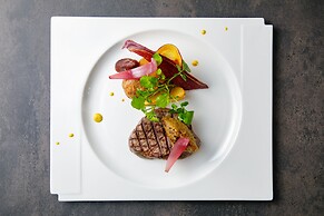 Shin-Osaka Esaka Tokyu REI HOTEL