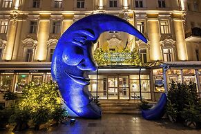 Radisson Collection Astorija Hotel, Vilnius