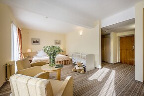 Grata by Centrum Hotels