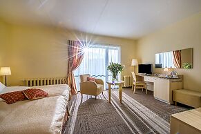 Grata by Centrum Hotels