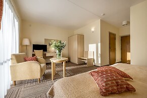 Grata by Centrum Hotels