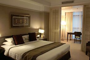 Pacific Regency Hotel Suites