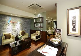 Pacific Regency Hotel Suites