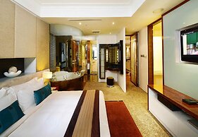 Pacific Regency Hotel Suites