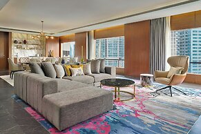 Renaissance Kuala Lumpur Hotel & Convention Centre