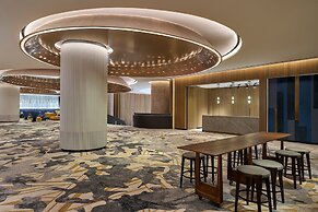 Renaissance Kuala Lumpur Hotel & Convention Centre