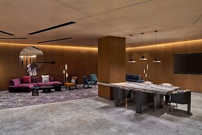 Renaissance Kuala Lumpur Hotel & Convention Centre