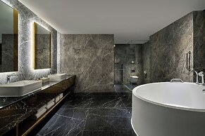 Renaissance Kuala Lumpur Hotel & Convention Centre