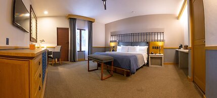 Hacienda Jurica by Brisas