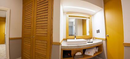 Hacienda Jurica by Brisas