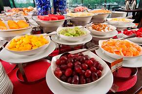 Radisson Hotel Decapolis Miraflores