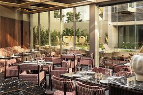 EVOLUTION Valbom Hotel