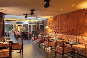 EVOLUTION Valbom Hotel