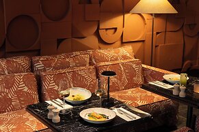 EVOLUTION Valbom Hotel