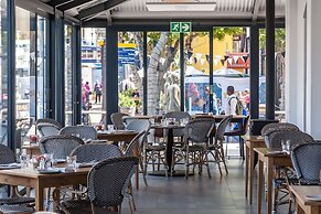 Victoria and Alfred Hotel by NEWMARK