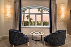 Victoria and Alfred Hotel by NEWMARK