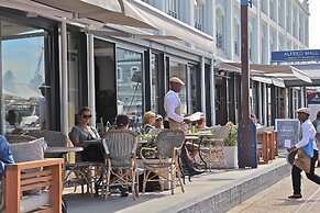 Victoria and Alfred Hotel by NEWMARK