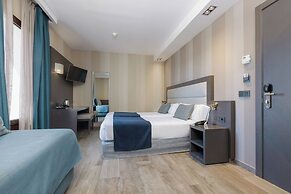 Hotel Reina Cristina