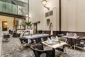 Hotel Reina Cristina