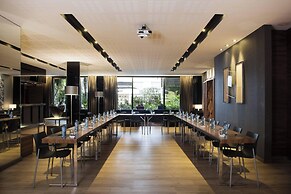 AC Hotel Victoria Suites by Marriott