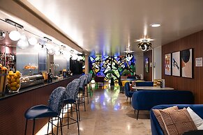 voco Madrid Retiro by IHG