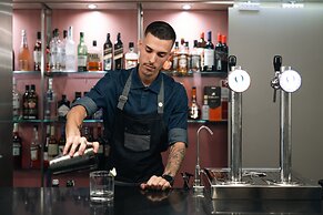 voco Madrid Retiro by IHG