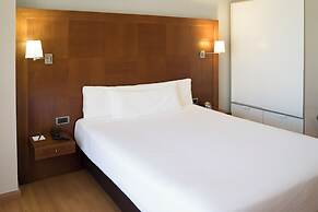 Hotel Sercotel Tres Luces