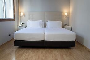 Hotel Sercotel Tres Luces