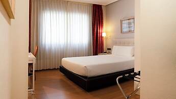 Hotel Sercotel Tres Luces