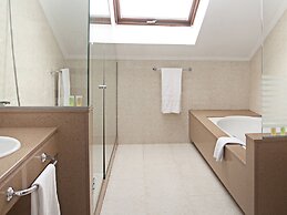 Hotel Sercotel Tres Luces