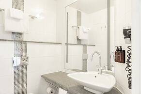 Home Hotel Tapto