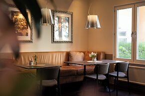 Home Hotel Tapto