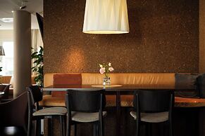 Home Hotel Tapto