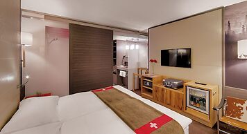 Agora Swiss Night by Fassbind