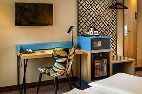 Swiss Chocolate by Fassbind