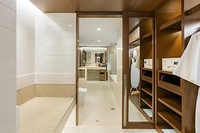 Pathumwan Princess Hotel