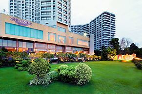 Centara Riverside Hotel Chiang Mai