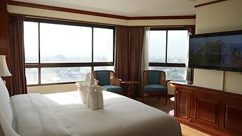 Centara Riverside Hotel Chiang Mai