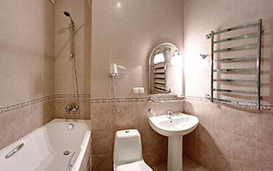 Hotel Ukraine