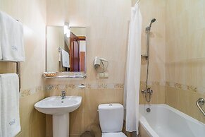 Hotel Ukraine