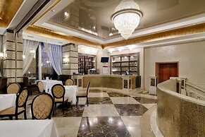 Hotel Ukraine