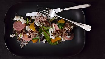 The Kingfisher Pub and Hotel