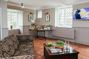 The Kingfisher Pub and Hotel