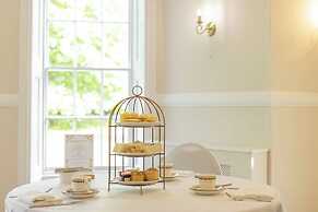 Woodland Manor Hotel